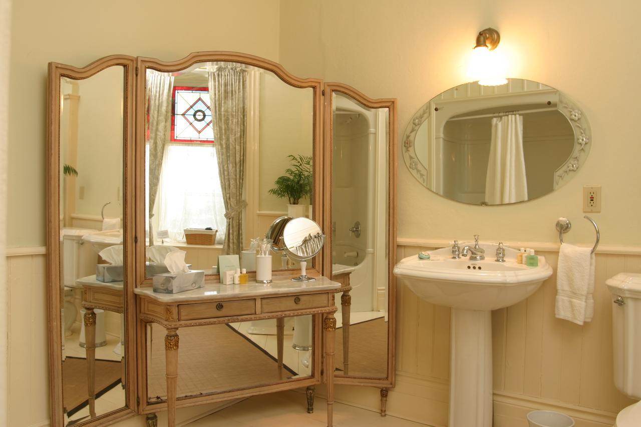 Grand Victorian Bed and Breakfast Niagara Falls Esterno foto