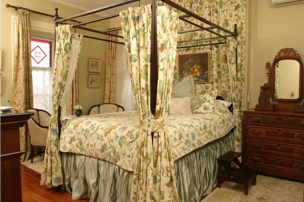 Grand Victorian Bed and Breakfast Niagara Falls Esterno foto